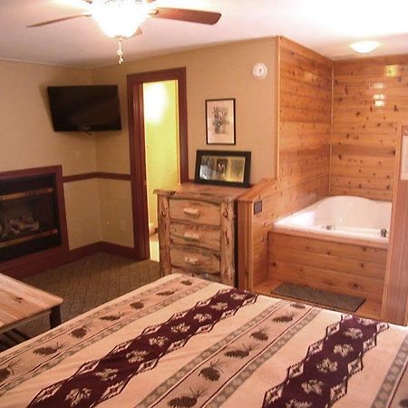 Mountaintop Lodge At Lake Naomi Pocono Pines Esterno foto