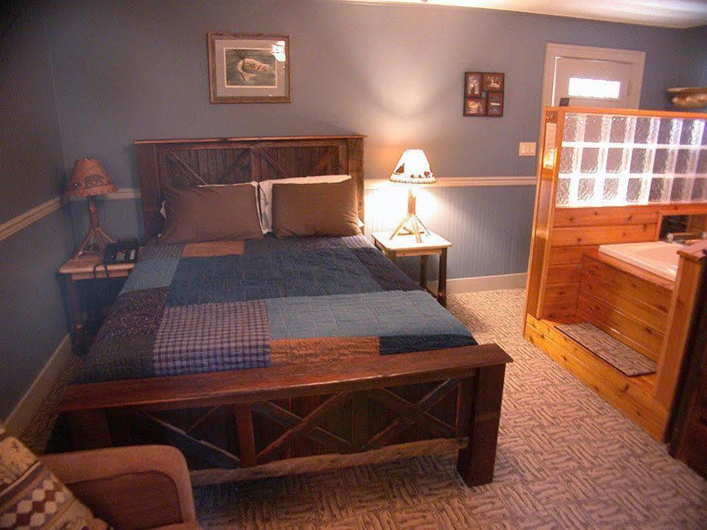 Mountaintop Lodge At Lake Naomi Pocono Pines Esterno foto