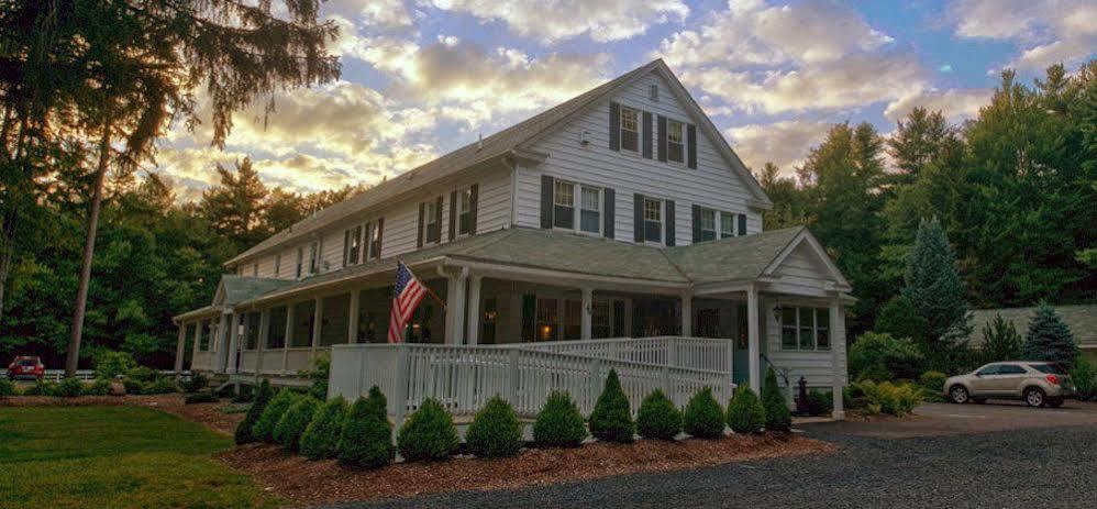 Mountaintop Lodge At Lake Naomi Pocono Pines Esterno foto